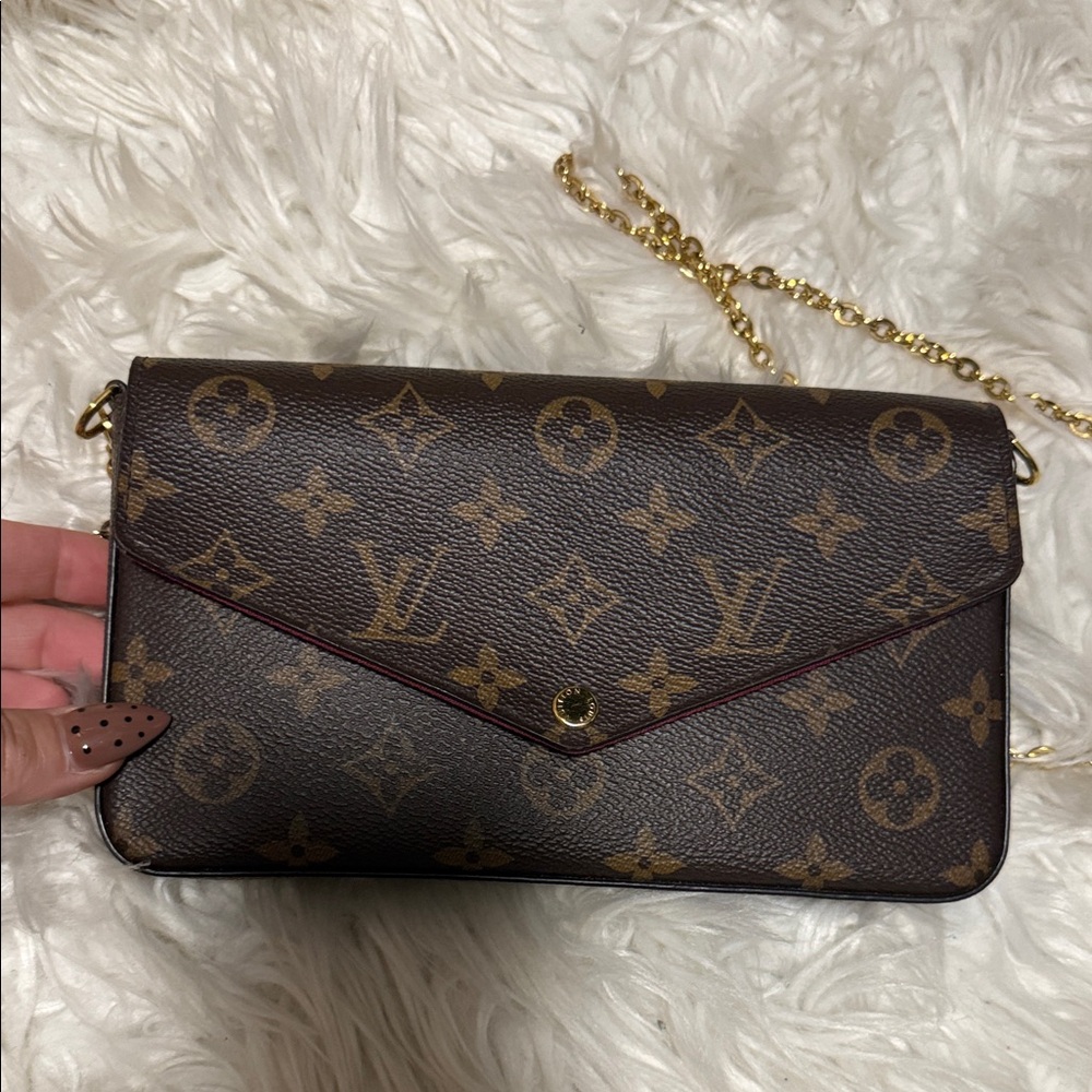 Used Authentic Louis Vuitton Félicie Pochette